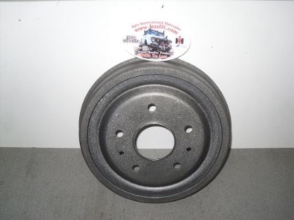 Picture of Brake Drum - Rear - Scout II, 1/2 Ton Pickup, Travelall
